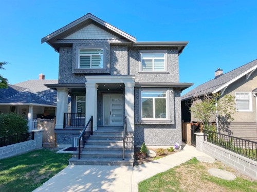 3275 20Th Avenue E, Vancouver, BC 