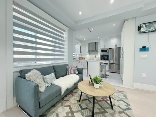 3275 20Th Avenue E, Vancouver, BC 