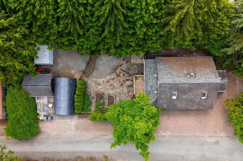 1075 Gladwin Drive, North Vancouver, BC 