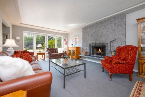 2864 Bushnell Place, North Vancouver, BC 