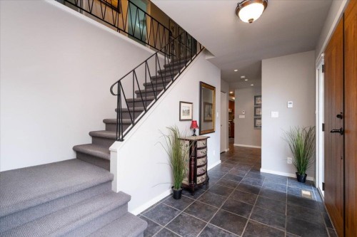 2864 Bushnell Place, North Vancouver, BC 