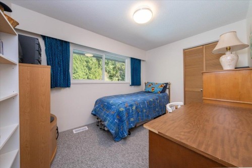 2864 Bushnell Place, North Vancouver, BC 