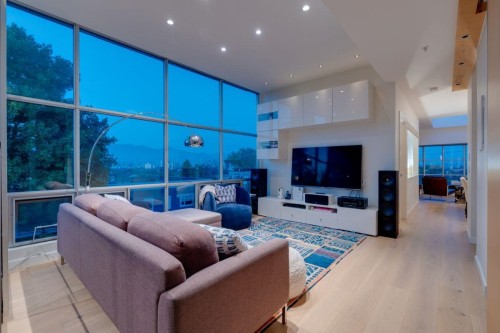 402-2216 3Rd Avenue W, Vancouver, BC 