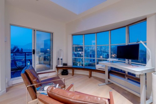 402-2216 3Rd Avenue W, Vancouver, BC 