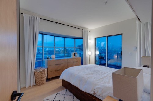 402-2216 3Rd Avenue W, Vancouver, BC 