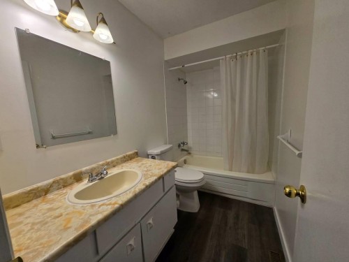 1214 Nestor St, Coquitlam, BC 