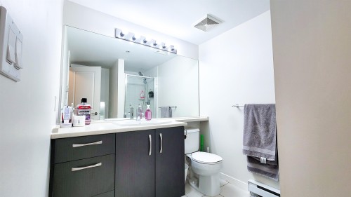 217-9299 Tomicki Avenue, Richmond, BC 