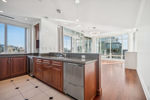 1903-1515 Homer Mews, Vancouver, BC 