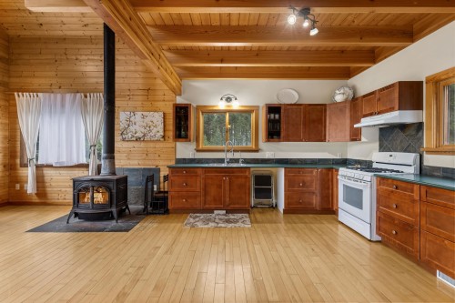 3492 Blackwater Road, D'Arcy, BC 