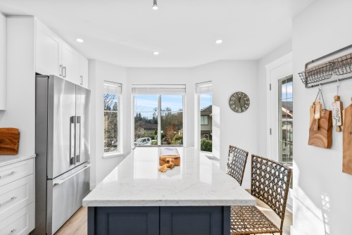 18-22740 116 Avenue, Maple Ridge, BC 