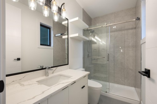 881 Porter Street, Coquitlam, BC 