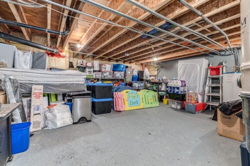 4-233 6Th Street E, North Vancouver, BC 