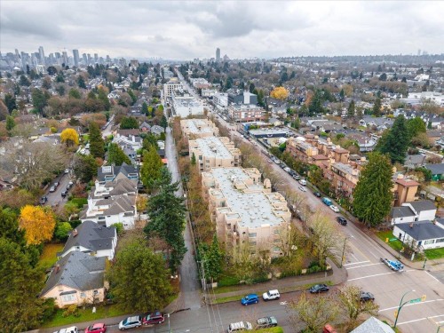 408-3083 4Th Avenue W, Vancouver, BC 