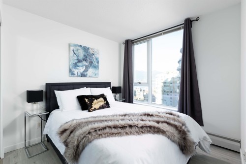 2708-688 Abbott Street, Vancouver, BC 