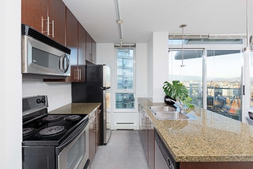 2708-688 Abbott Street, Vancouver, BC 