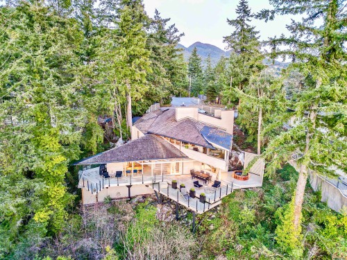 6011 Eagleridge Drive, West Vancouver, BC 