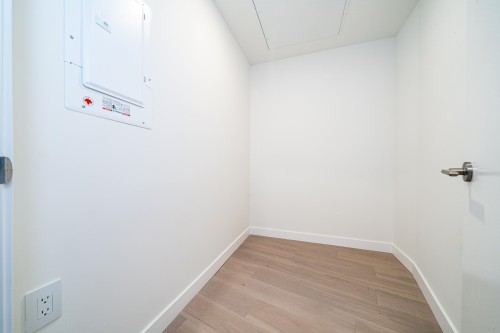 213-5212 Cambie Street, Vancouver, BC 