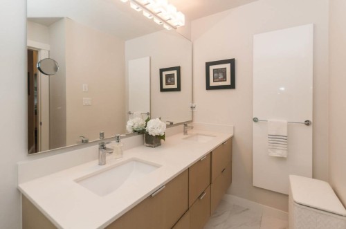 405-255 1St Street, North Vancouver, BC 