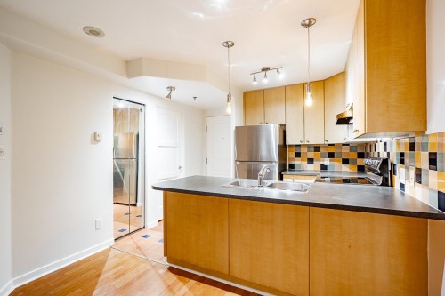 311-819 Hamilton Street, Vancouver, BC 