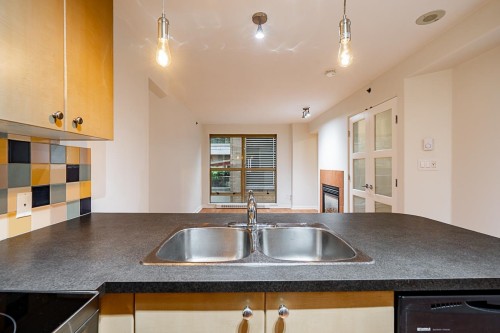 311-819 Hamilton Street, Vancouver, BC 