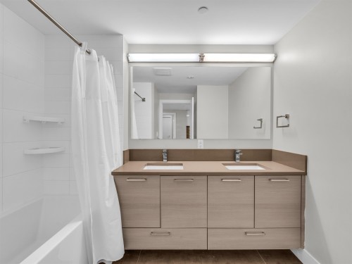 607-3451 Sawmill Crescent, Vancouver, BC 