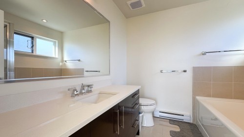 1101-8485 New Haven Close, Burnaby, BC 