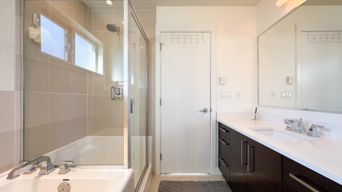 1101-8485 New Haven Close, Burnaby, BC 