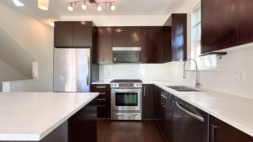 1101-8485 New Haven Close, Burnaby, BC 