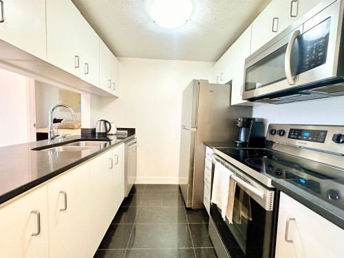 808-438 Seymour Street, Vancouver, BC 