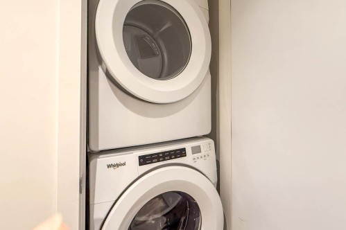 407-2435 Kingsway, Vancouver, BC 