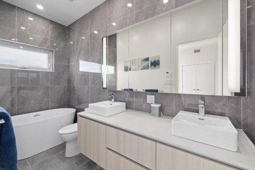 3106-5333 Goring Street, Vancouver, BC 