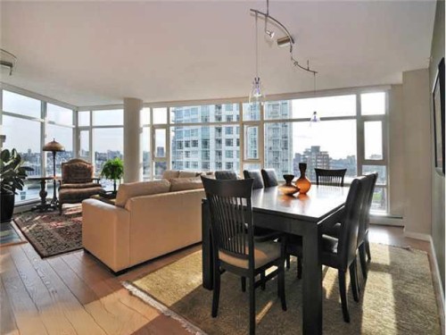 1807-198 Aquarius Mews, Vancouver, BC 