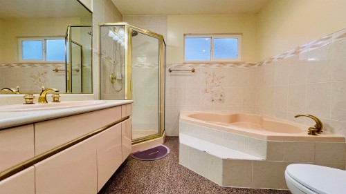 2813 21St Avenue W, Vancouver, BC 