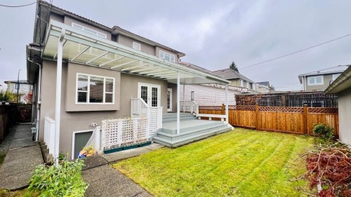 2813 21St Avenue W, Vancouver, BC 