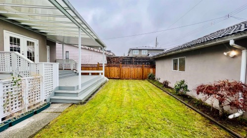 2813 21St Avenue W, Vancouver, BC 