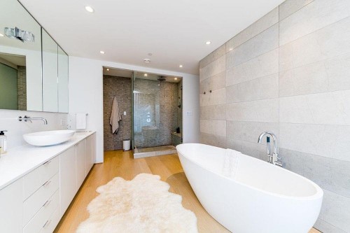 1641 Collingwood Street, Vancouver, BC 