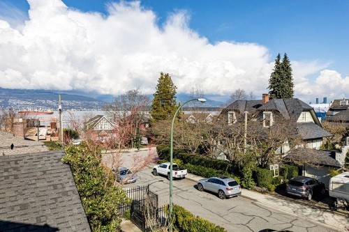 1641 Collingwood Street, Vancouver, BC 