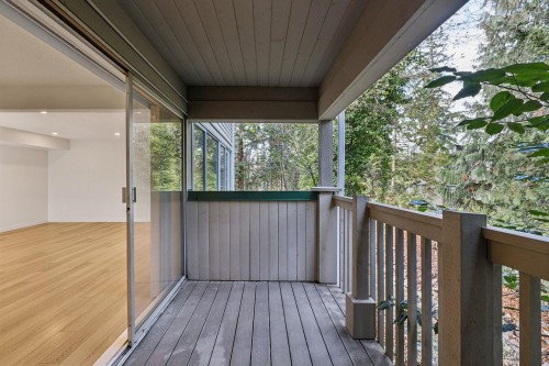 879 Westview Crescent, North Vancouver, BC 