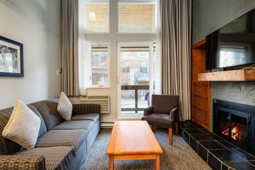 210-4420 Sundial Place, Whistler, BC 