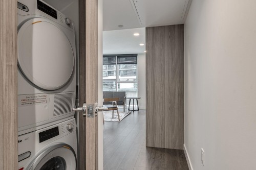 381-87 Nelson Street, Vancouver, BC 