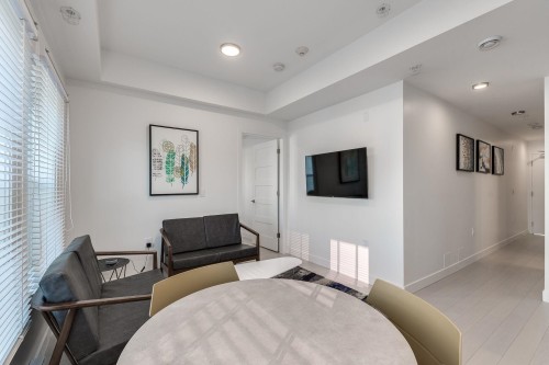 102-1431 Haro Street, Vancouver, BC 