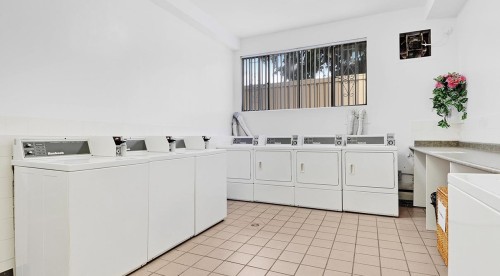 104-6450 Boulevard E, Vancouver, BC 