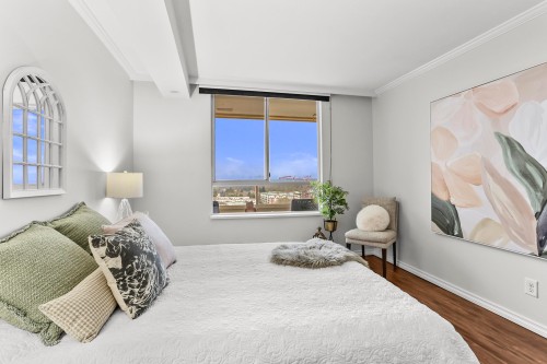 1202-11980 222 Street, Maple Ridge, BC 