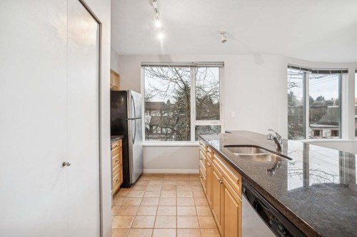 305-1688 Cypress Street, Vancouver, BC 