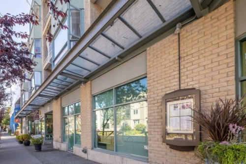 305-1688 Cypress Street, Vancouver, BC 