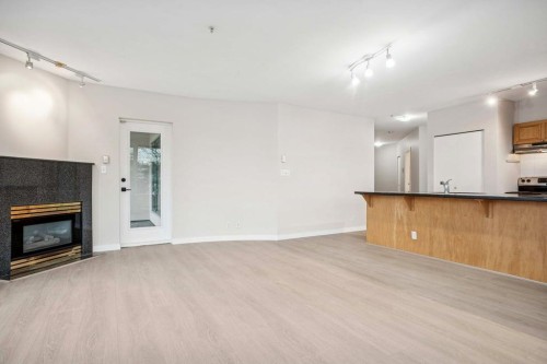 305-1688 Cypress Street, Vancouver, BC 