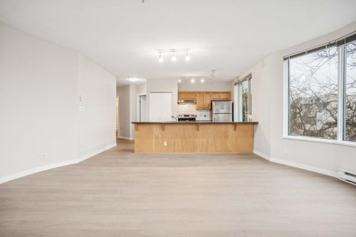 305-1688 Cypress Street, Vancouver, BC 