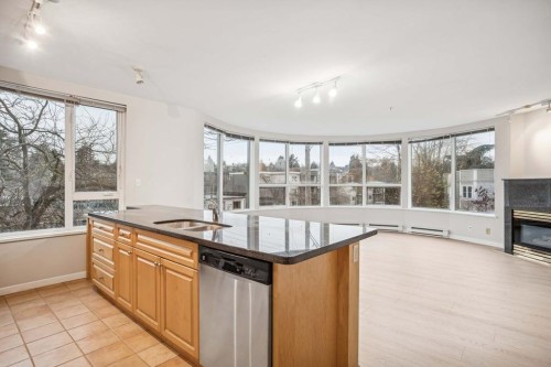 305-1688 Cypress Street, Vancouver, BC 