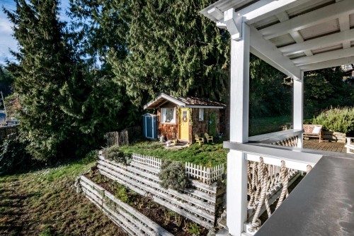 811 Marine Drive, Gibsons, BC 