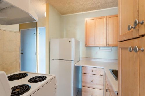 808-1146 Harwood Street, Vancouver, BC 